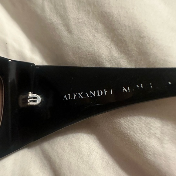 Alexander McQueen sunglasses - Picture 7 of 9